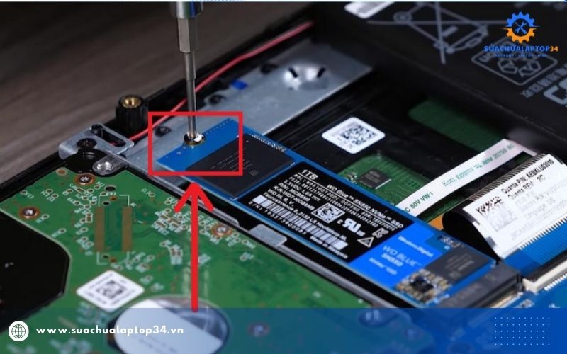 Thay SSD laptop uy tín tại Hải Dương