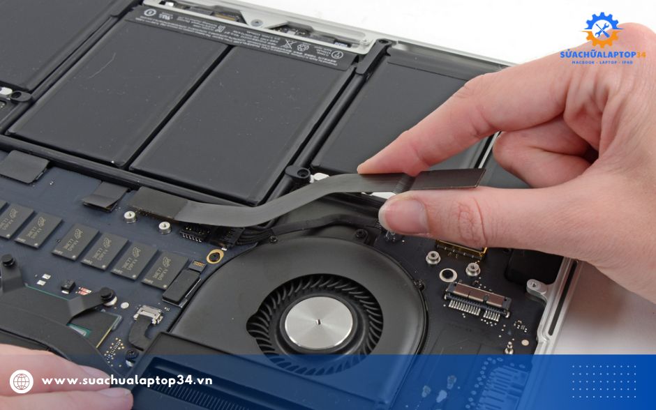 Sửa Macbook bị treo táo