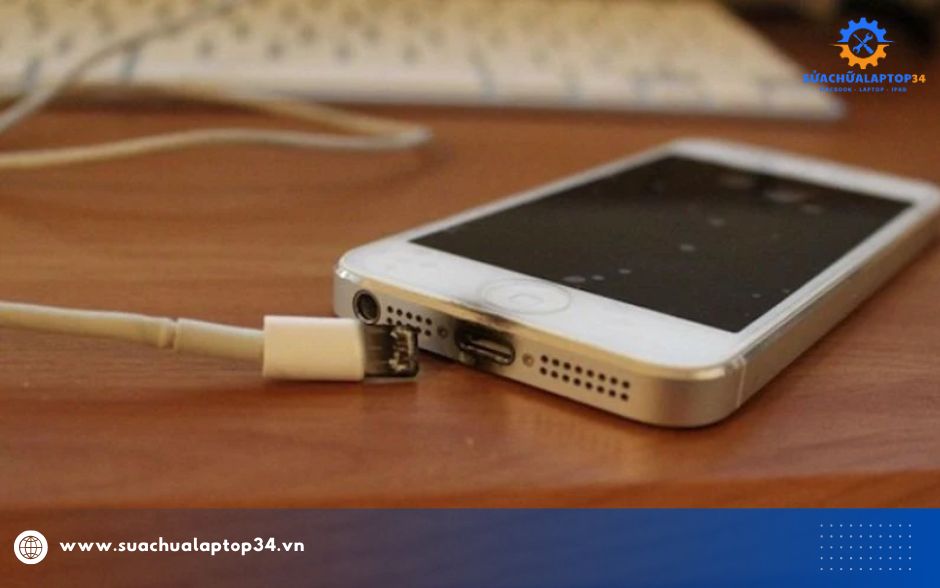 Thay cáp nguồn iPhone tại Hải Dương