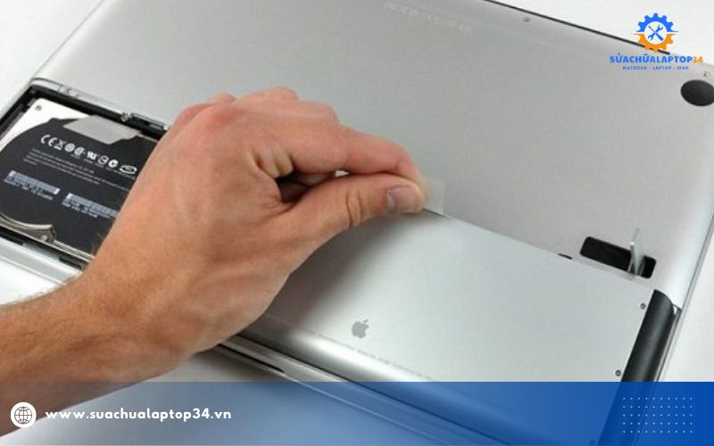 Thay pin Macbook tại Hải Dương